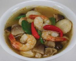 Shrimp in sour and spicy broth