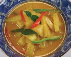 Pineapple curry